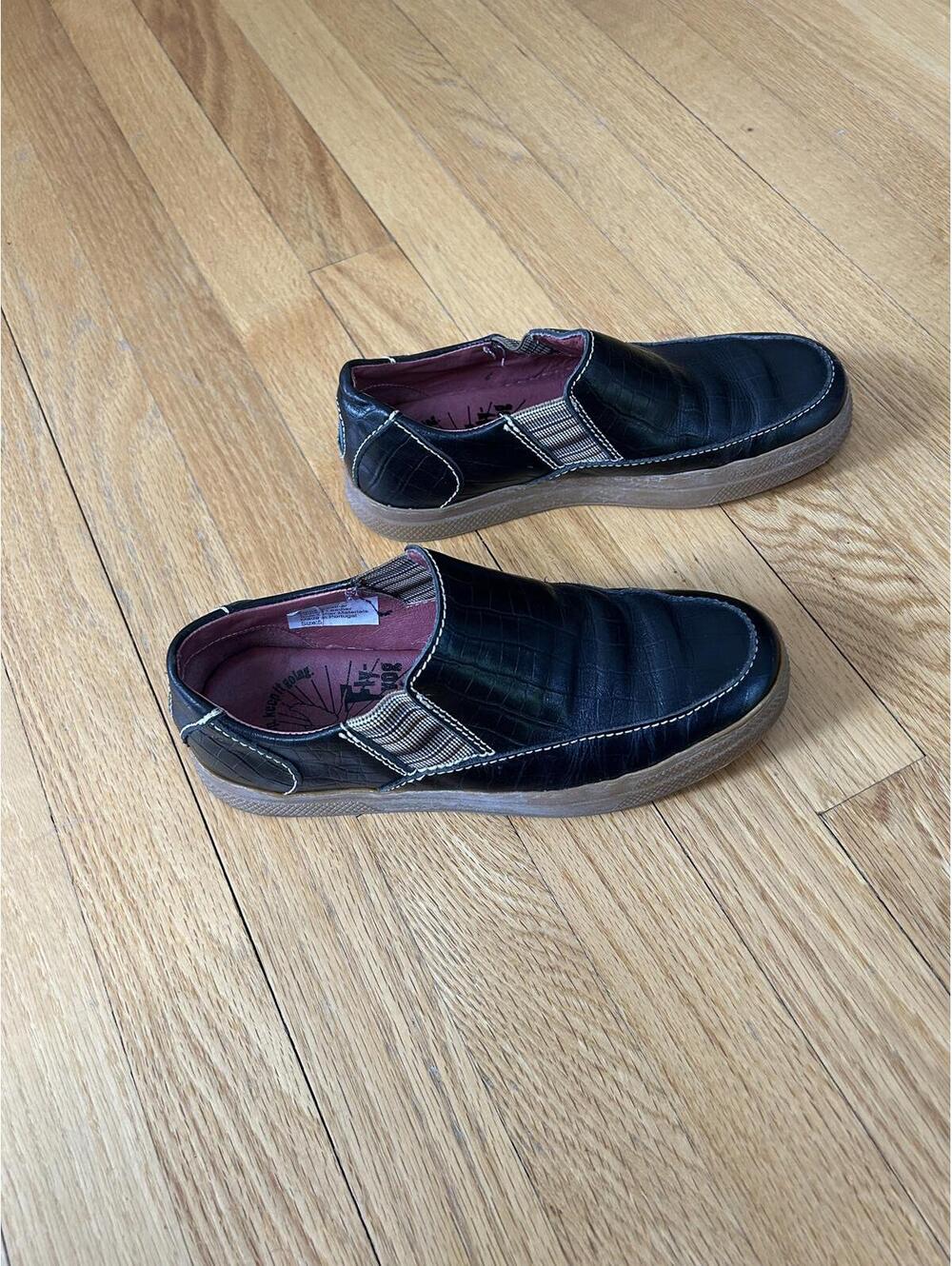 John  Fluevog Flyvogs Mett Slip-On Sneakers